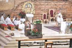 2026.09.22-Wprowadzenie-relikwii-Swietej-Rity-28